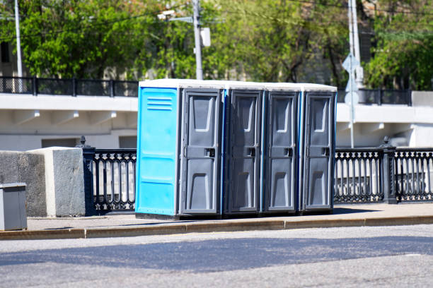 Best Portable restroom trailer rental  in Bad Axe, MI